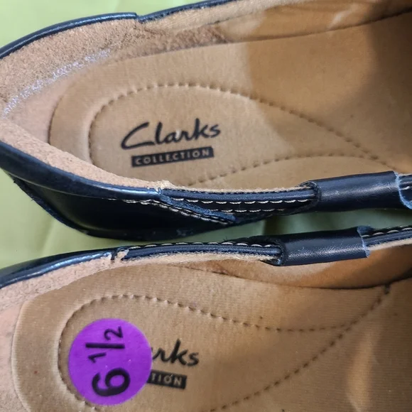 Clarks Women's Navy Flats with Stitch Detail - Picture 8 of 11